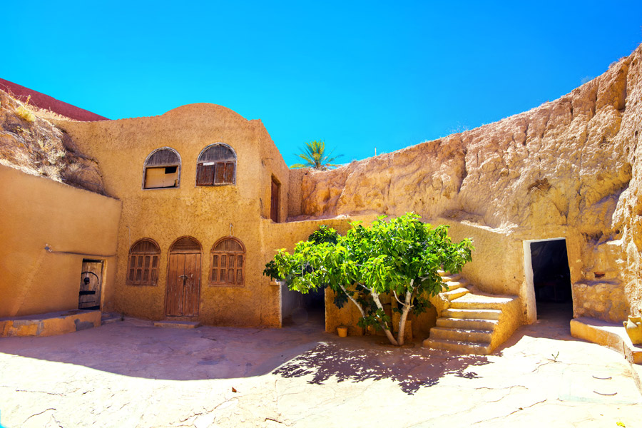 Tunisie - Le Djebel Dahar, au Cœur des Forteresses du Désert