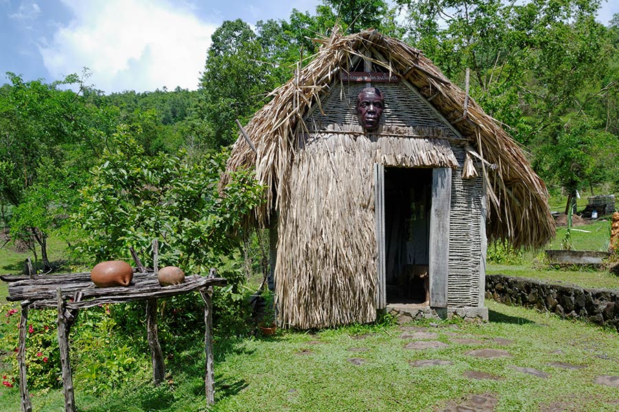 Martinique - Au-delà̀ des Plages, à la Découverte du Patrimoine