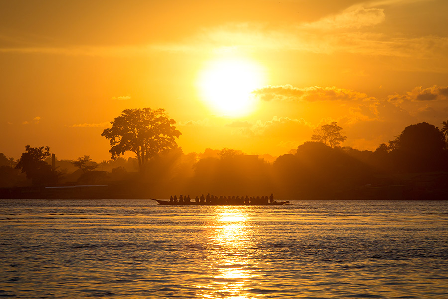 République Démocratique du Congo - La Vie sur le Fleuve Congo