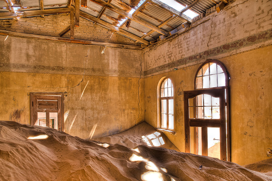 Namibie - Kolmanskop, la ville Fantôme Ensablée