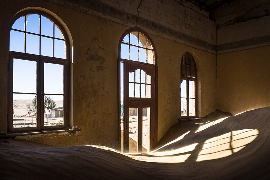 Namibie - Kolmanskop, la ville Fantôme Ensablée