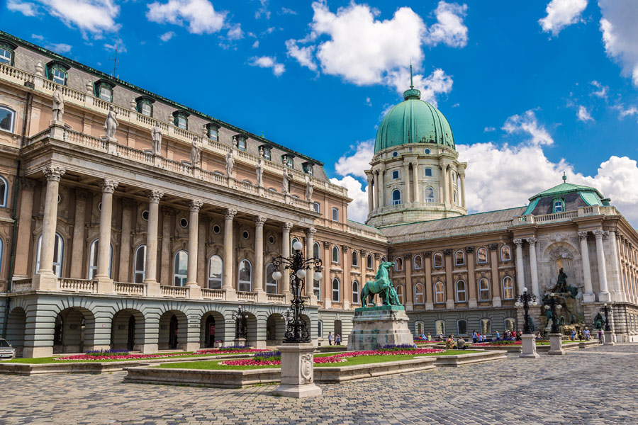 Hongrie - Budapest, Ville d'Histoire et Capitale Tendance