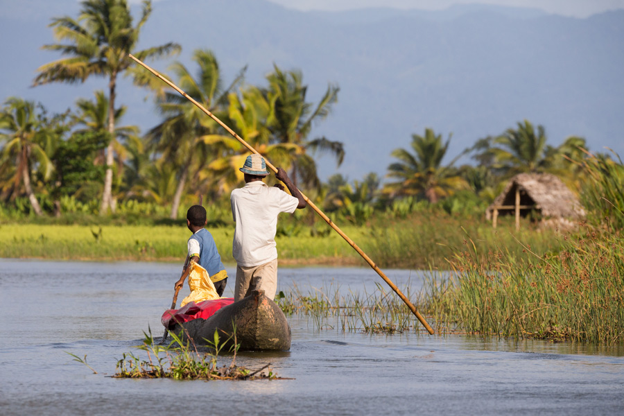 Madagascar - La Vie d’une Pirogue Malagasy