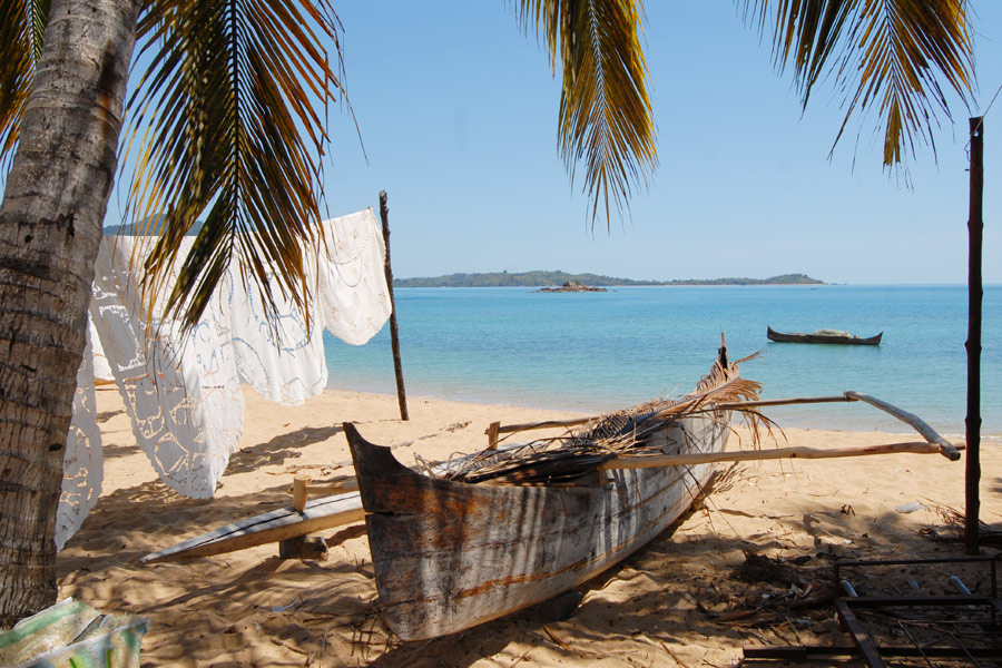 Madagascar - La Vie d’une Pirogue Malagasy