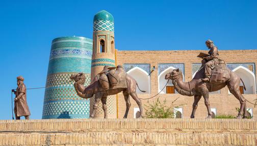 Khiva, une Cité Médiévale Figée dans le Temps